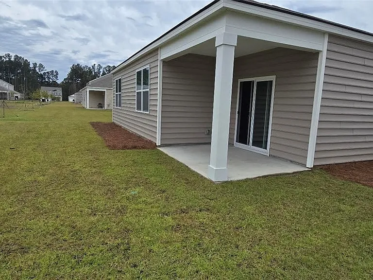 116 Windrush Pnes — Photo 3