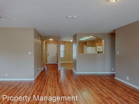 3rd image of 6716 Photinia Pl NW