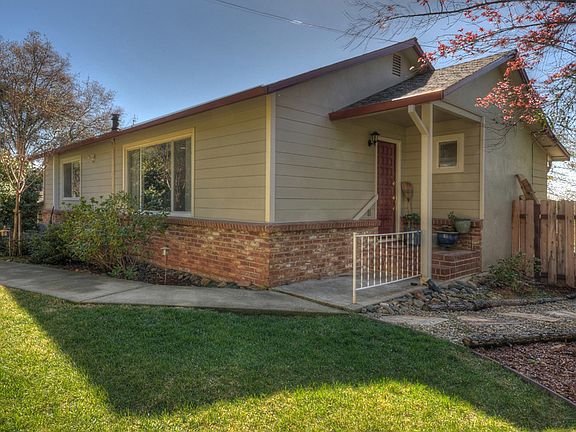 3rd image of 169 Judy Dr