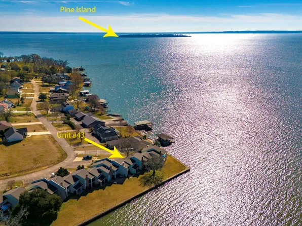 100 Edgewater Drive #43, Livingston, TX 77351