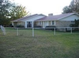 1111 Burns City Rd, Gainesville, TX 76240