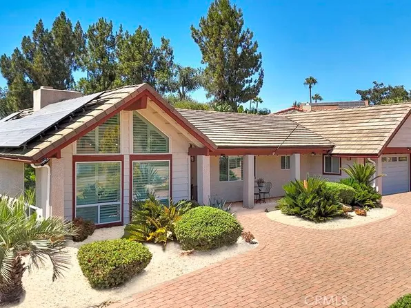 10700 Meadow Glen Way E, Escondido, CA 92026