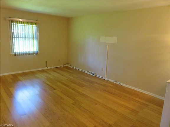 3rd image of 4506 Green Glen Dr