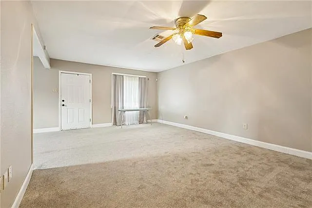 9320 Palm St — Photo 3