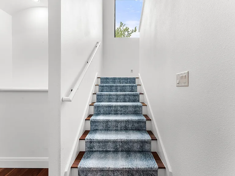2633 Collingwood Dr — Photo 33