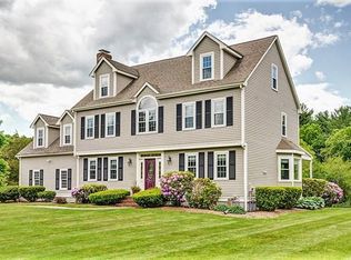 40 Autumn Rd, Wrentham, MA 02093
