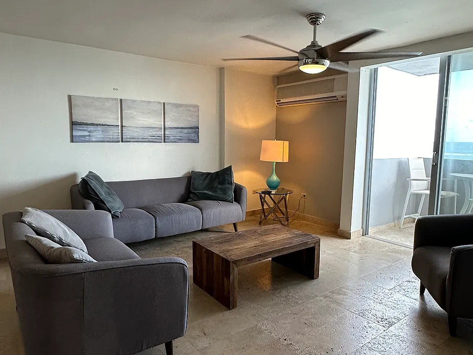 3001 Avenida Isla Verde #2102