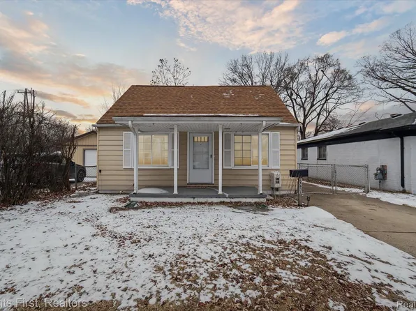 25631 Annapolis St, Dearborn Heights, MI 48125