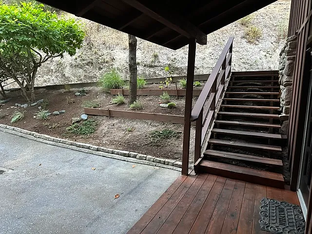 2 bed, 1045 sqft, $3,200 — Photo 4