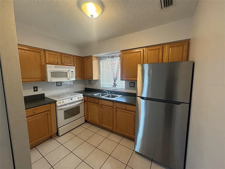 3607 W Idlewild Ave #501 — Photo 2