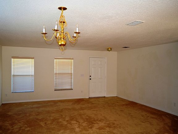 3rd image of 12913 Oulton Cir