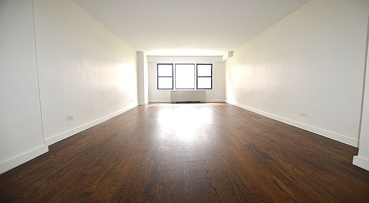 1st image of 220 E 63rd St APT 2D