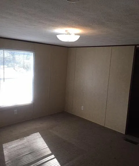 454 Bradshaw Cir #4 — Photo 6