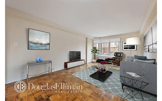 Rented by Douglas Elliman | media 13