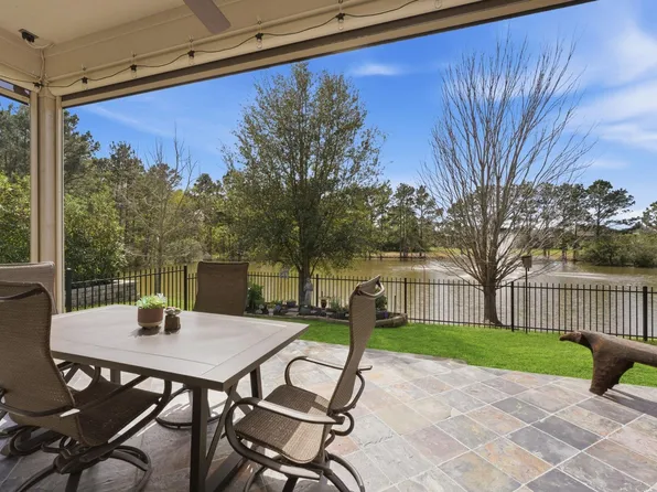 207 Arabian Dr, Spring, TX 77382