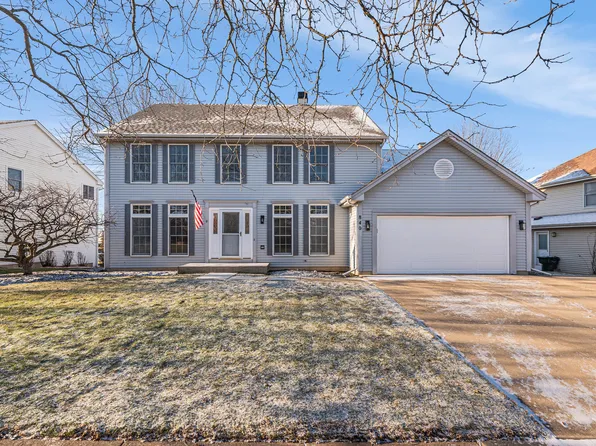 840 Provincetown Dr, Carol Stream, IL 60188