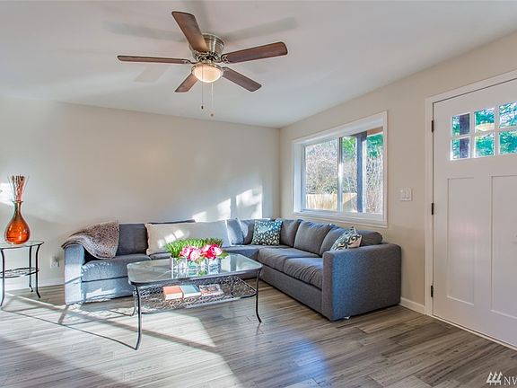 5th image of 26832 SE Ravensdale Way