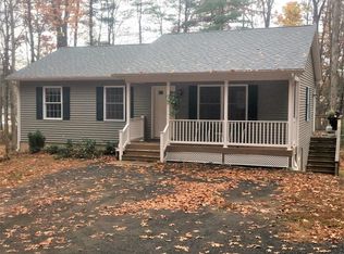 996 Park Hill Rd, Northampton, MA 01062