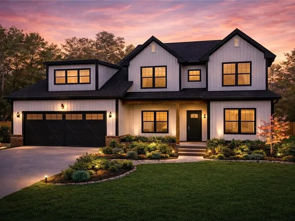 1923 Hungarian Rd, Chesapeake, VA 23322