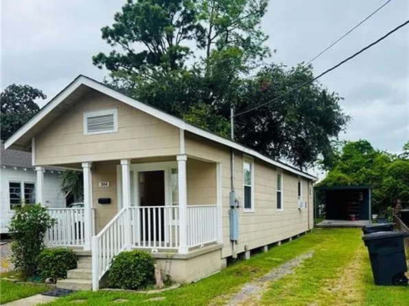304 Oak Ave, Harahan, LA 70123