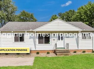 6003 Stearns Rd, North Olmsted, OH 44070