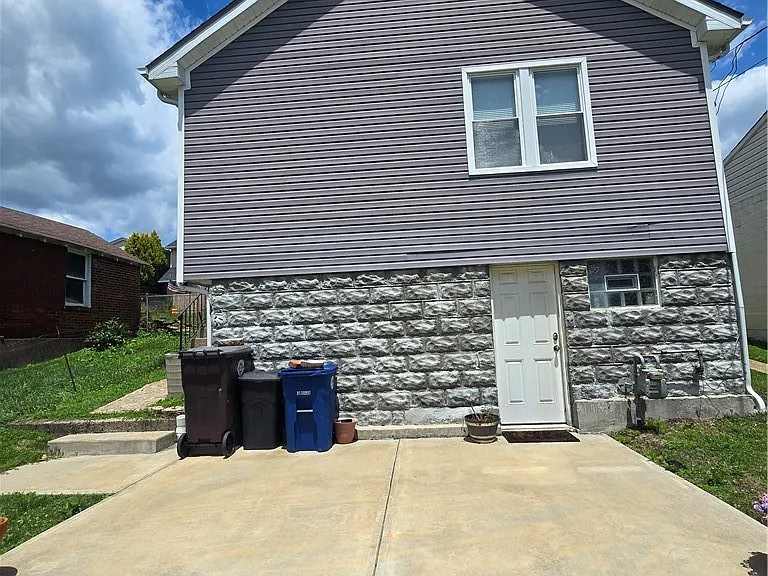 3025 Hazelhurst Ave — Photo 19