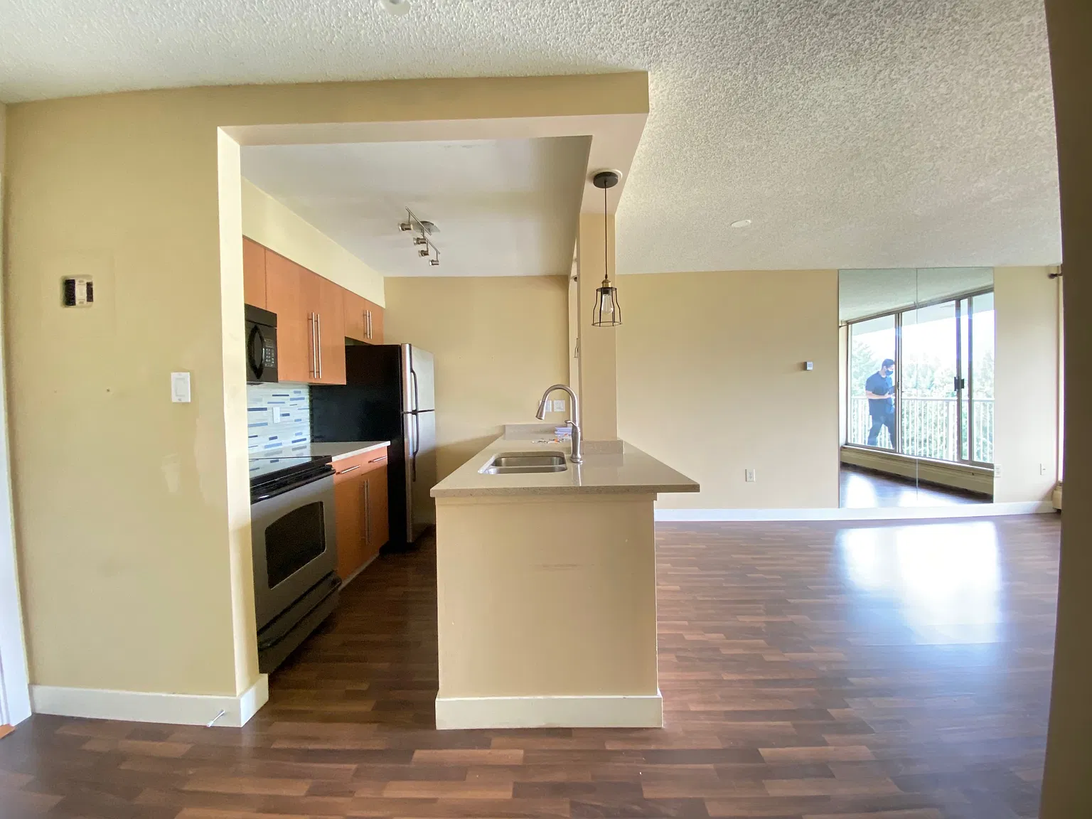 1 bed, 532 sqft, $2,150 — Photo 4