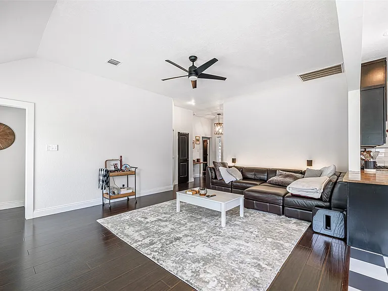 7519 Stonesfield Pl — Photo 7