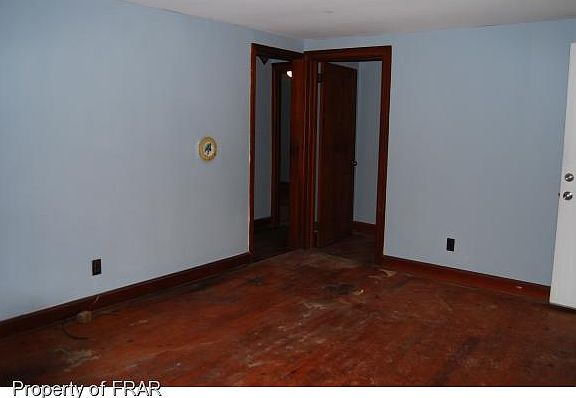 4th image of 115 Waddell Dr