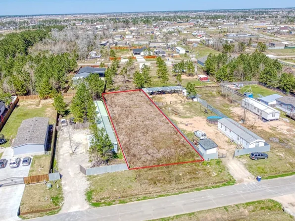 344 Road 5242, Cleveland, TX 77327