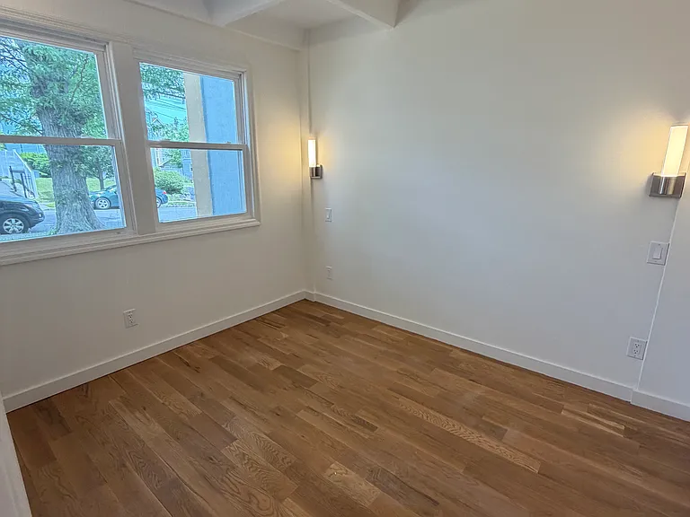 100 Chestnut St #7 — Photo 6