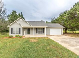 1397 Community Ln, Hartselle, AL 35640