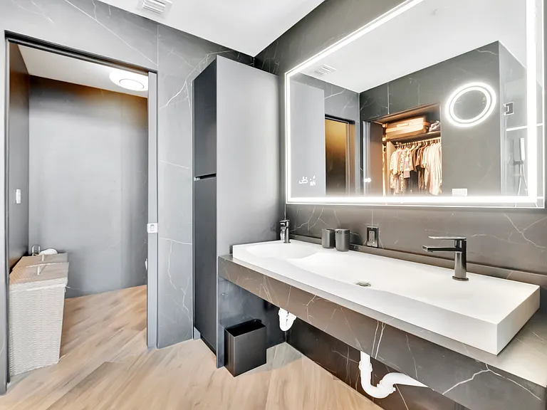 2020 N Bayshore Dr #3409 — Photo 11