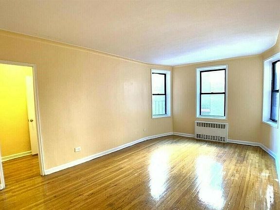 2nd image of 180 E 17th St APT 511