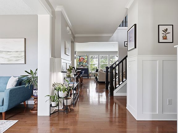 3rd image of 14861 Bonner Cir