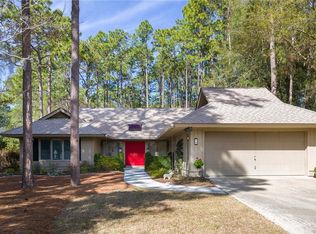 1 Wimbrel Ln, Hilton Head Island, SC 29926