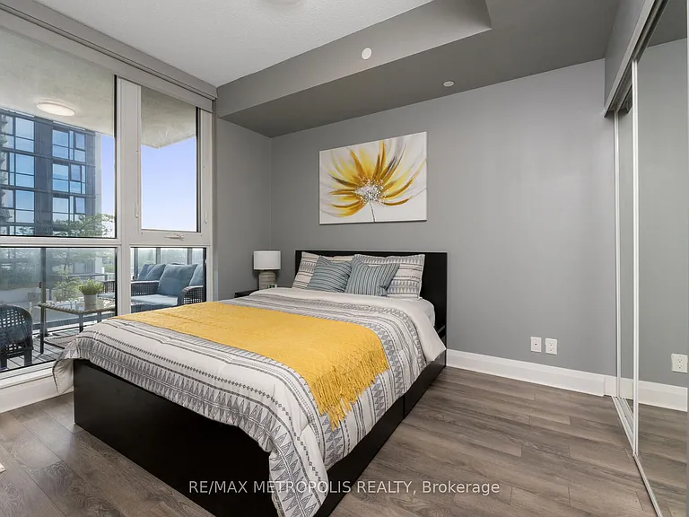 15 Zorra St #503 — Photo 13