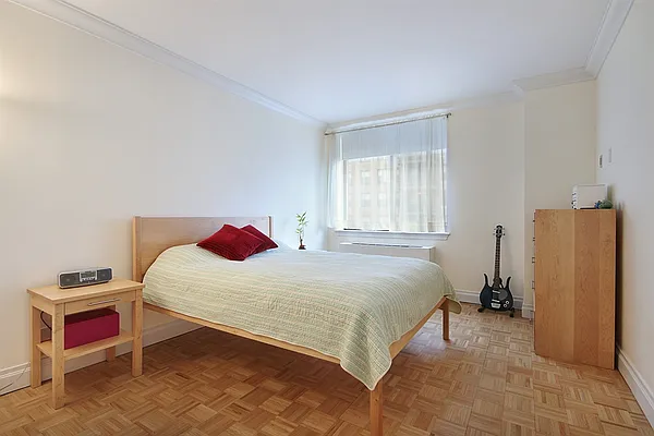 Rented by Corcoran | media 51