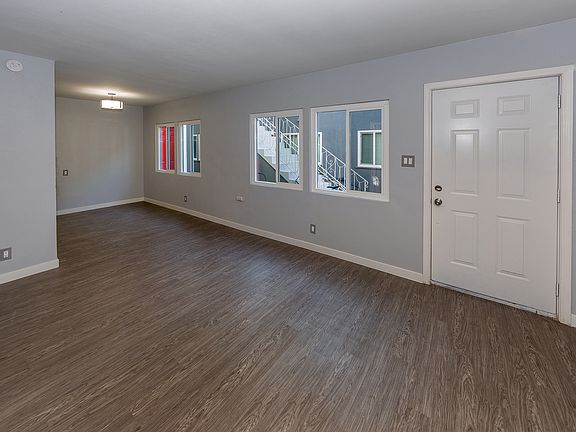 4th image of 1600-1602 Cedar Ave #1600-06