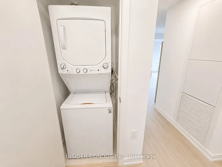 4010 Eglinton Ave W #504 — Photo 32