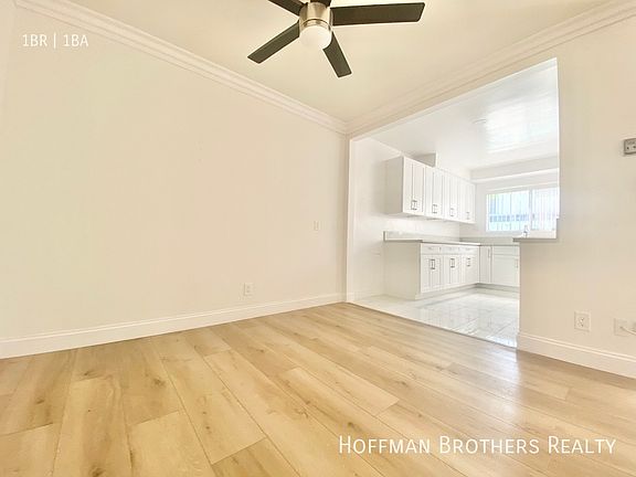 4th image of 12410 Chandler Blvd #4a9265fce