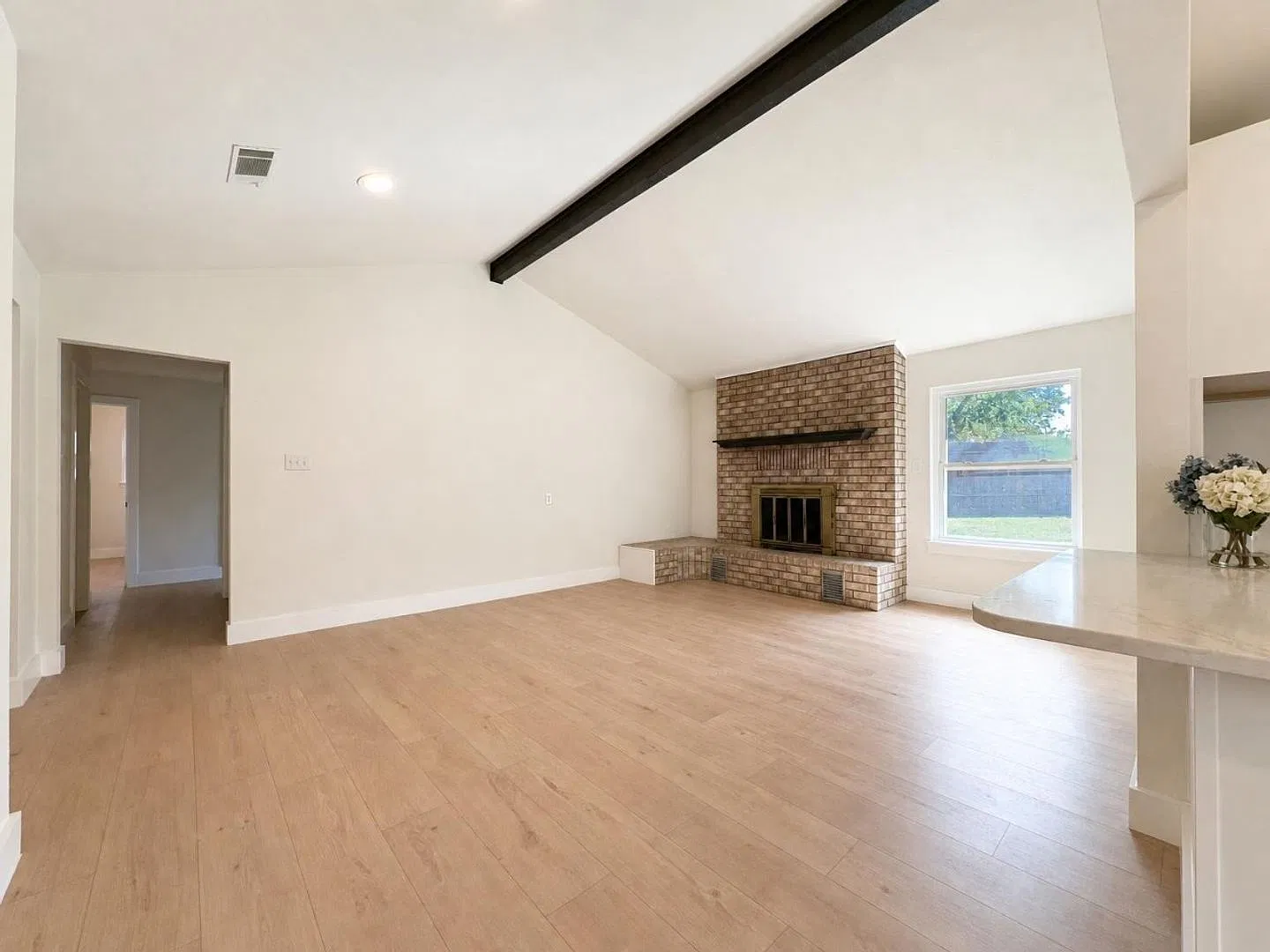Beautifully Renovated 3 Bedroom/2 Bathroom Home in North Belton! — Photo 3