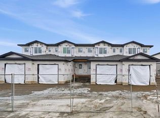 65 W Willow Rd, Blackfalds, AB T4M0J2