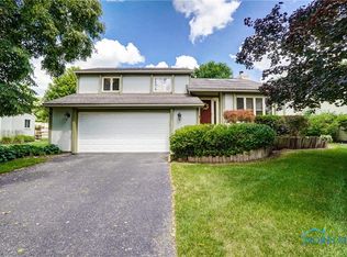 3924 Wheatlands Rd, Sylvania, OH 43560