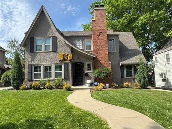 624 W Dartmouth Rd, Kansas City, MO 64113