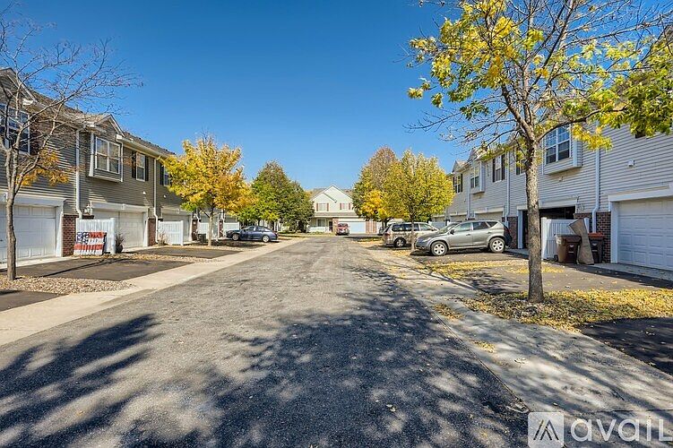 1st image of 10991 Oak Grove Cir
