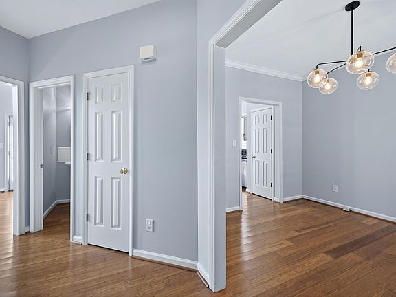 5th image of 2633 Trailwood Hills Dr