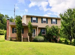 175 Oakdale Dr, Zelienople, PA