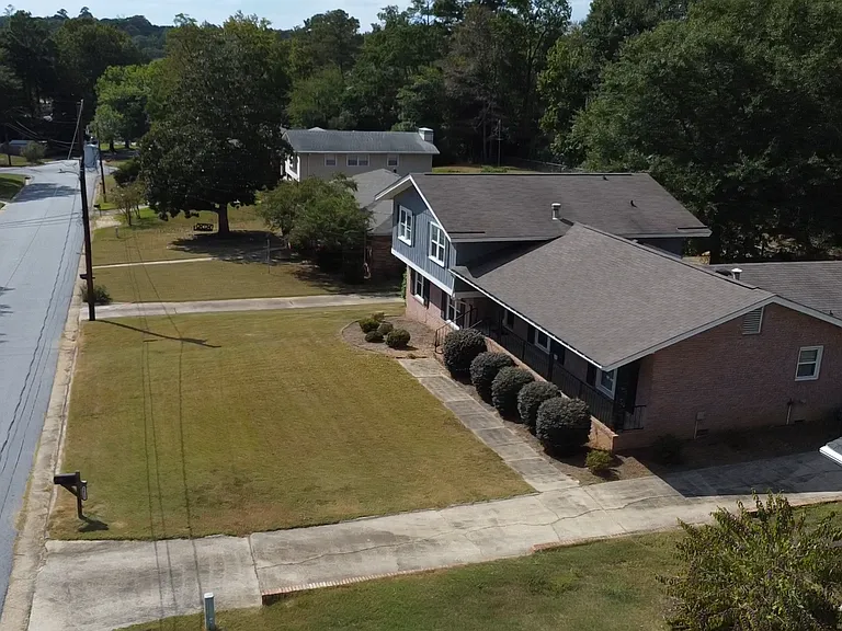 3813 Gray Fox Dr — Photo 3