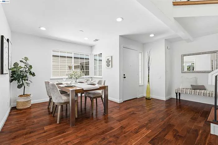 34561 Winslow Ter — Photo 11